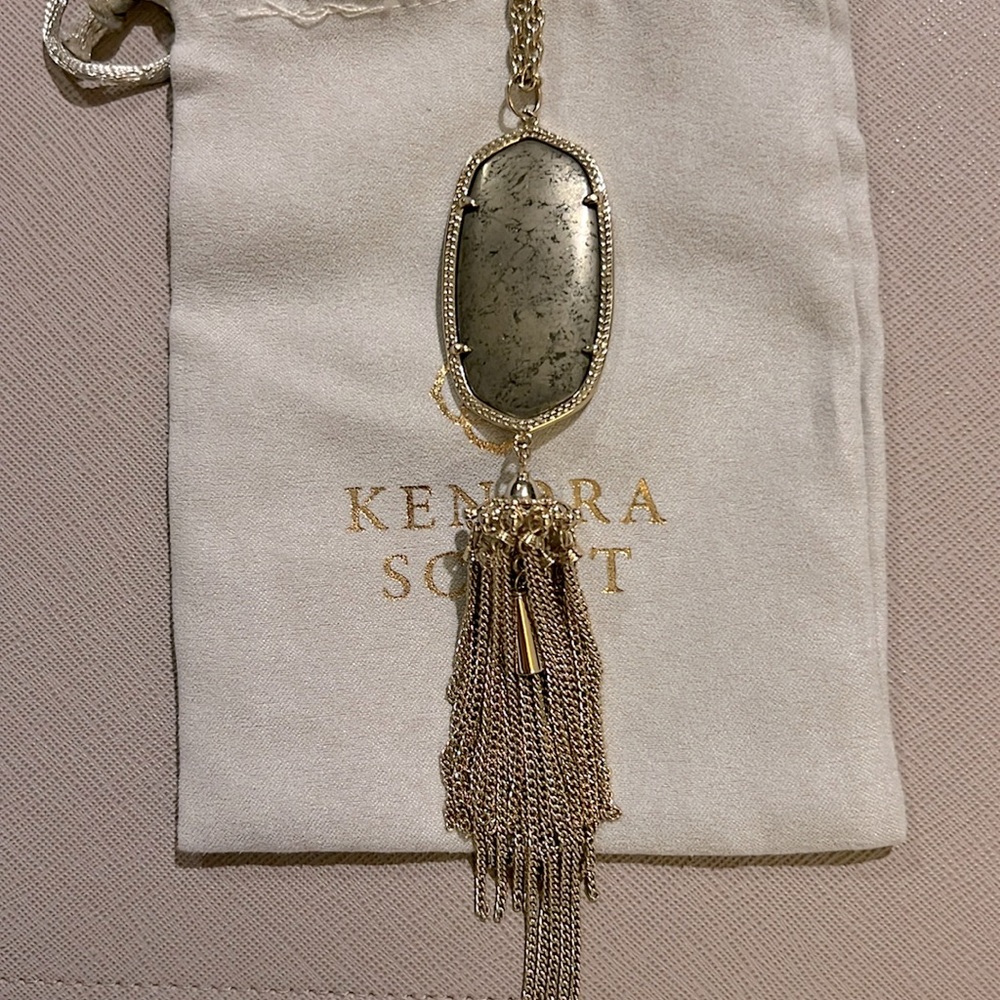 Kendra Scott Rayne Color Bar necklace gold with pyrite
